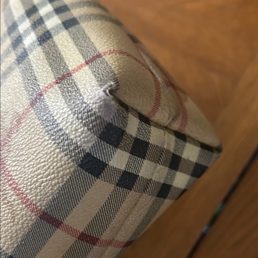 Vintage Burberry Tan and Brown Checkered Tote Bag - Picture 8 of 16